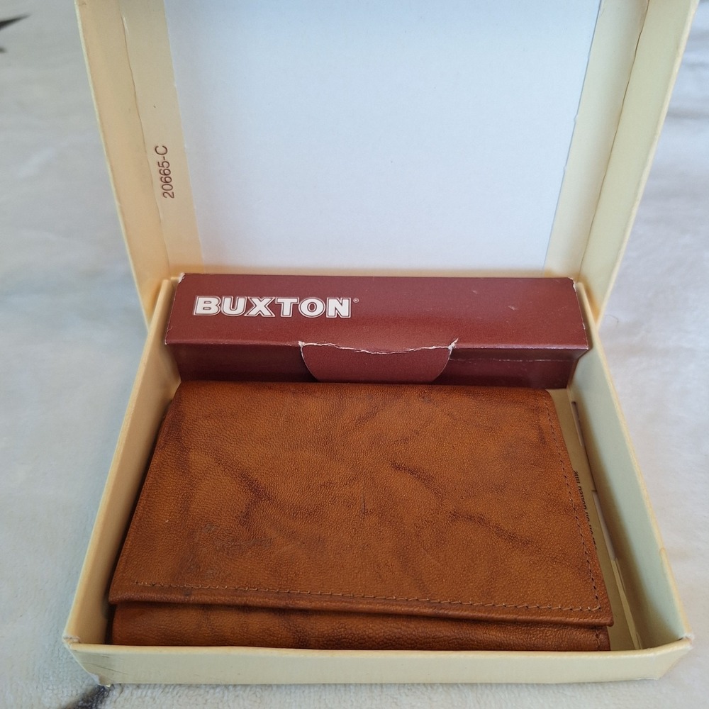 VTG BUXTON Men's Top Grain Leather Tri-Fold Wallet Brown Tan Small Mark On Back
